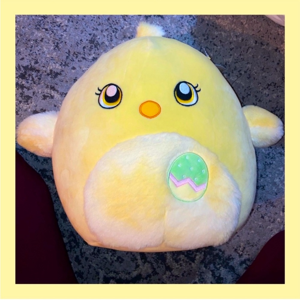 🐥Aimee the CHICK🐣Easter Egg Squishmallow is the Cutest Chick to Hang Out With!